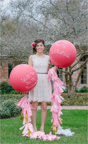 Воздушные шары как декор свадебной фотосессии