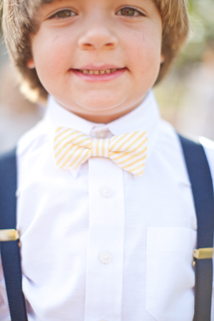 Дети на свадьбе: подтяжки и галстук-бабочка