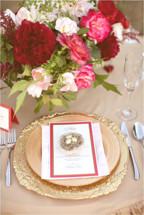 Оформление свадебного стола: "золотые" приборы