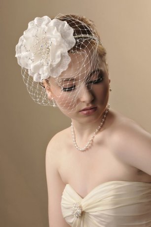 Вуалетка с большим цветком