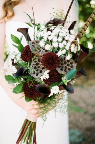 Структурный букет невесты с осенними мотивами