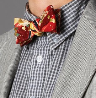 Галстук-бабочка с цветочным принтом