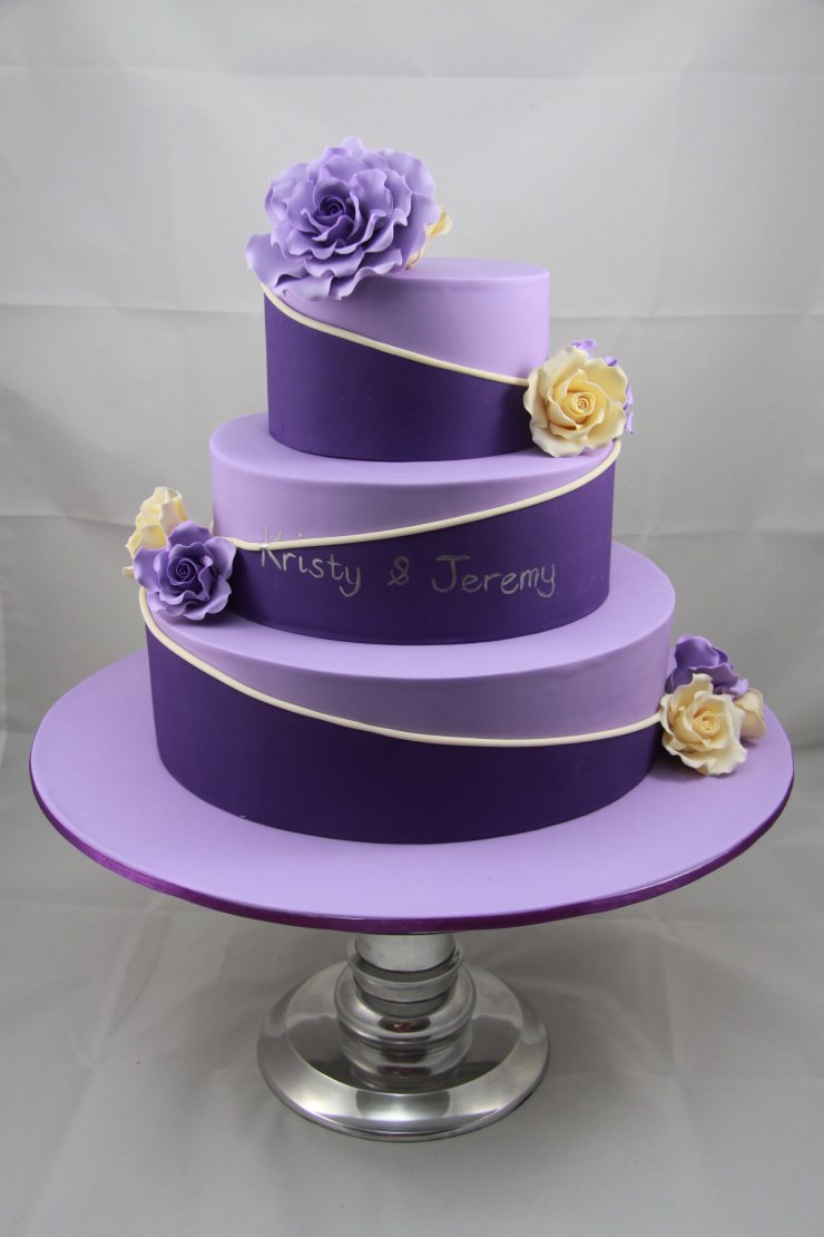 торт гладкий сиреневого цвета, сиреневый торт, торт фиолетово сиреневый, фиолетовый торт на день рождения, свадебный торт сиреневый - The-wedding.ru