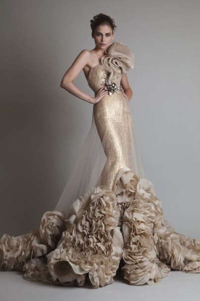 Платье невесты силуэта "русалка" с пышной юбкой
