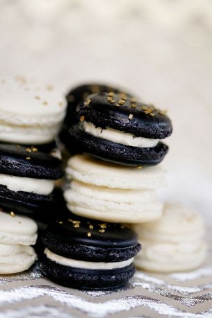 Сладкий стол: контрастные макаруны