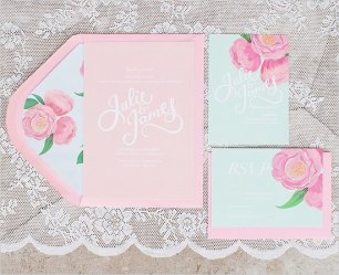 Приглашения в "девичьем" стиле