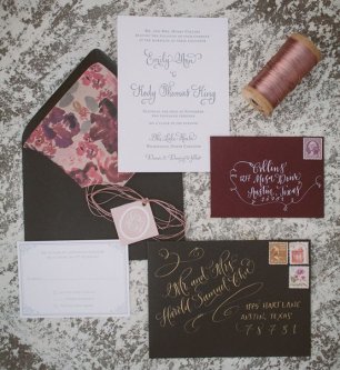 Приглашения с затейливым шрифтом