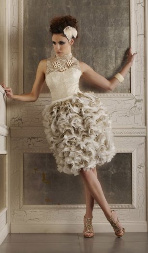 Экстравагантное платье невесты