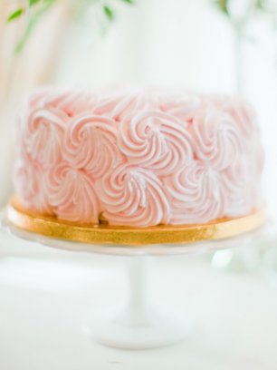 Фактурный свадебный торт