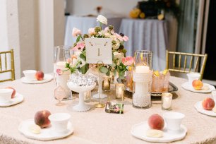 Оформление стола фруктами