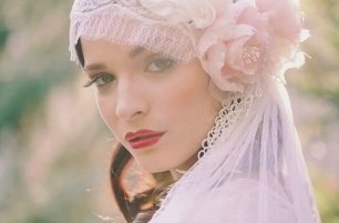 Чепец невесты из классического кружева