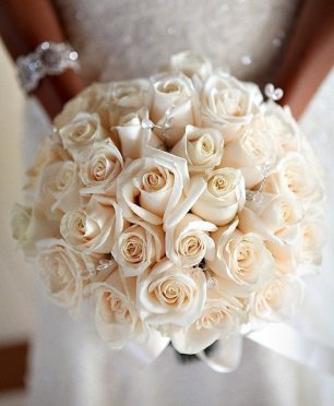 Букет-сфера невесты