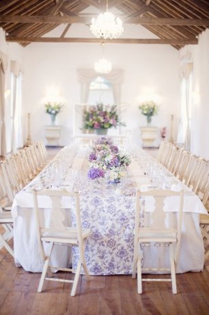 Оформление прямого свадебного стола