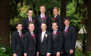 Бутоньерки из цветка розы