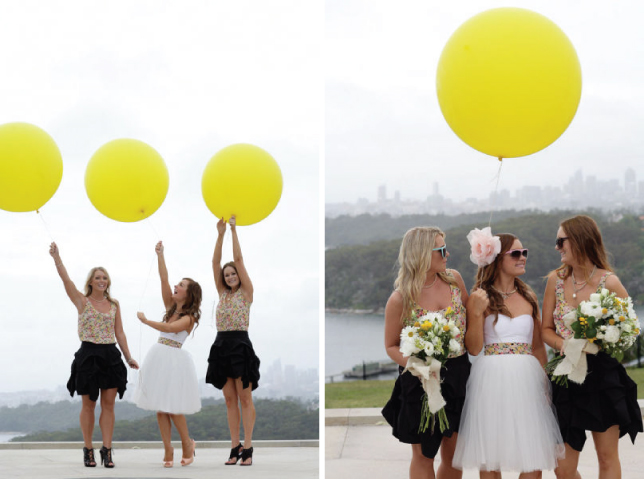 Крупные воздушные шары - детали фотосессии с подружками невесты