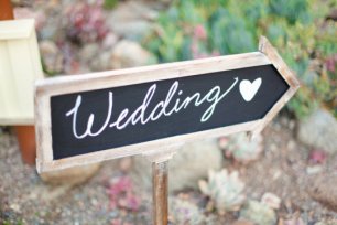 Указатель на грифельной доске