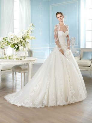 Платье невесты с прозрачным болеро