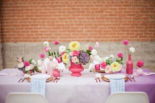 Оформление стола цветами