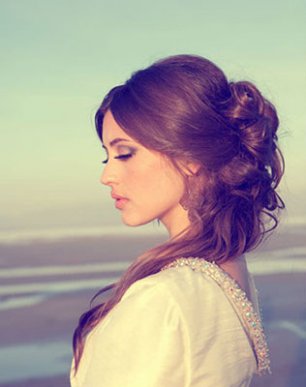 Волосы со сложным плетением