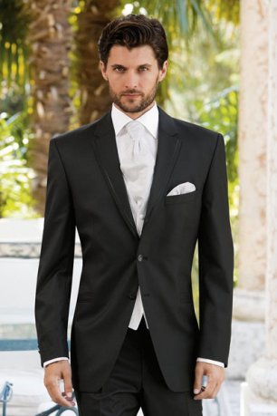 Классический костюм жениха