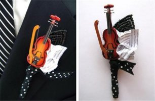 Бутоньерка в виде скрипки