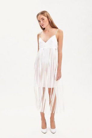 Платье невесты с бахромой