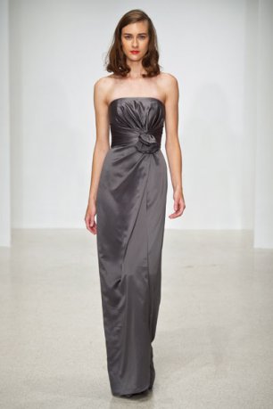 Платье невесты прямого кроя