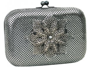 Клатч невесты с закругленными краями