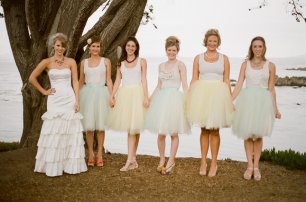 Платья подружек акварельного оттенка