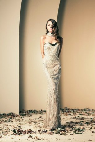 Платье невесты, расшитое стеклярусом