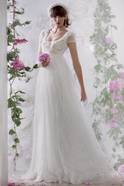 Платье невесты с завышенной талией