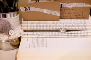 Кольцо среди книг