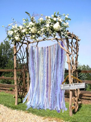 Фотозона с лентами