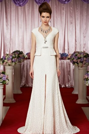 Платье невесты с баской