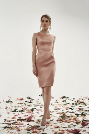 Свадебное платье-футляр