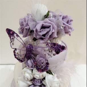 Свадебный торт со сказочным декором