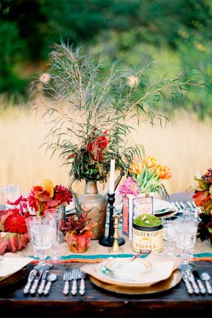 Оформление свадебного стола для торжества на природе
