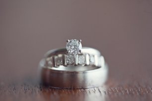 Обручальное кольцо