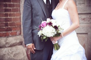 Гламурная фиолетовая свадьба