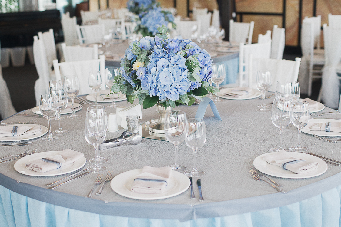 Оттенки пыльно-голубого и серого. Свадьба Натальи и Дмитрия