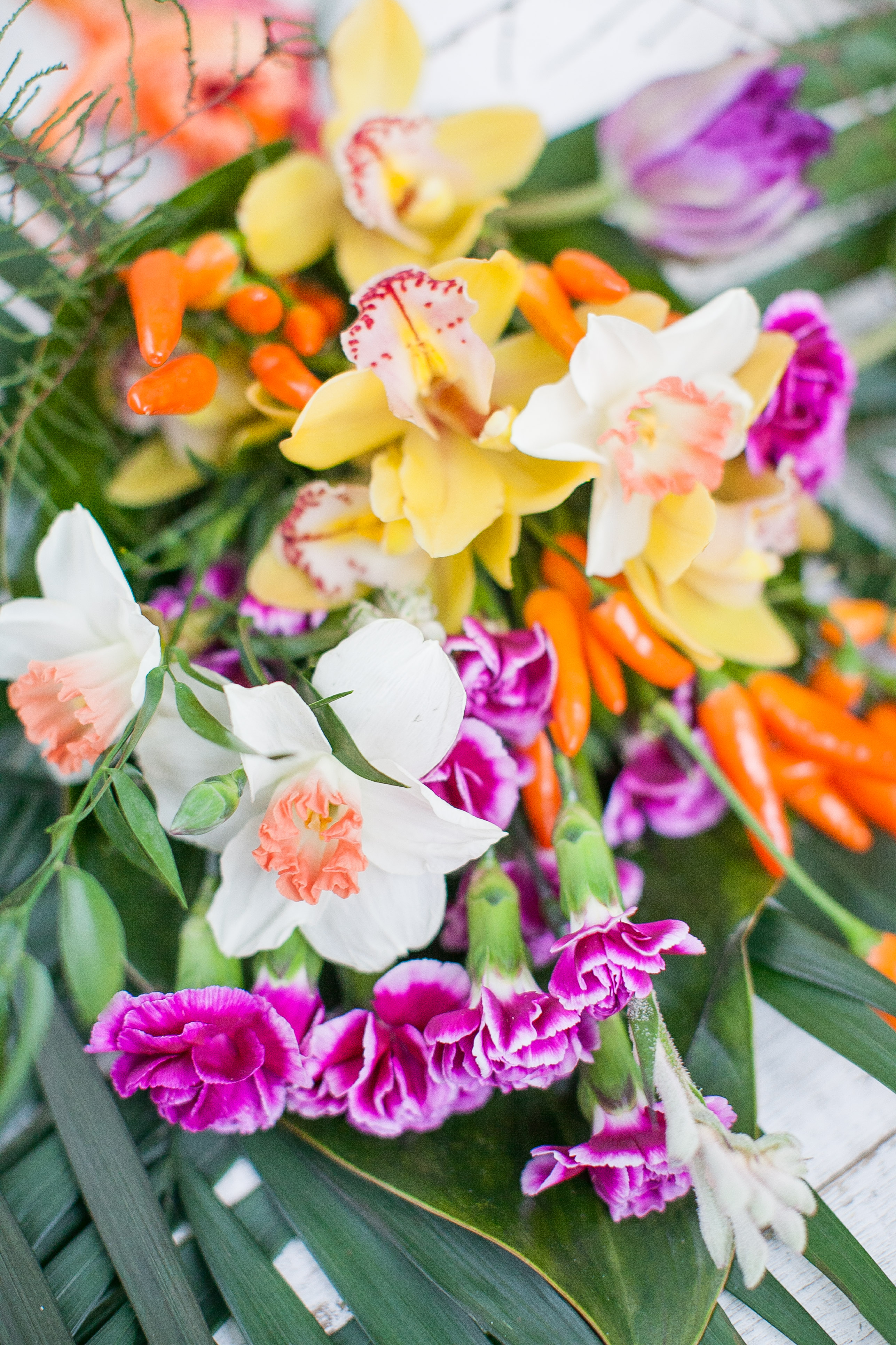 Весенние цветы в вазе (58 фото)
