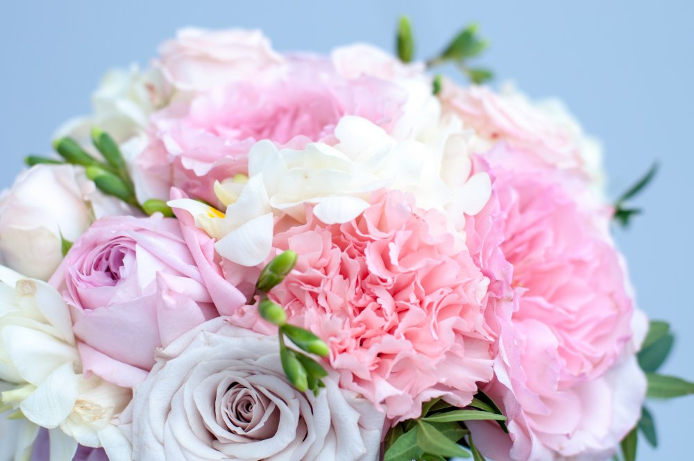 Оформление свадьбы Виктора и Юлии в цвете «розовый кварц» и «безмятежность»