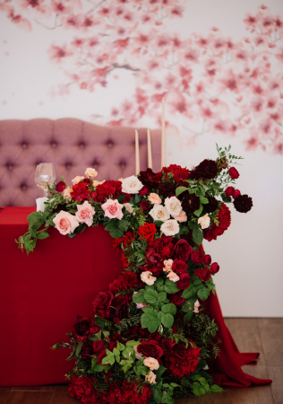 цвет свадьбы 2019, свадьба в красном цвете, свадьба в бордовом цвете, организатор RUN THE SHOW AGENCY