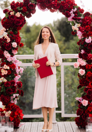 цвет свадьбы 2019, свадьба в красном цвете, свадьба в бордовом цвете, организатор RUN THE SHOW AGENCY