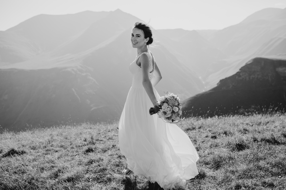 Свадьба Арины и Эмиля в горах Грузии