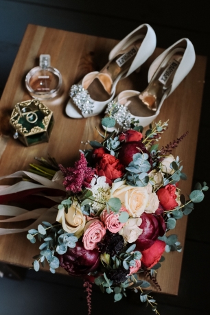 Надя и Леша. Романтика лесной глубинки