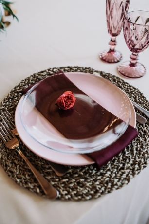 Надя и Леша. Романтика лесной глубинки