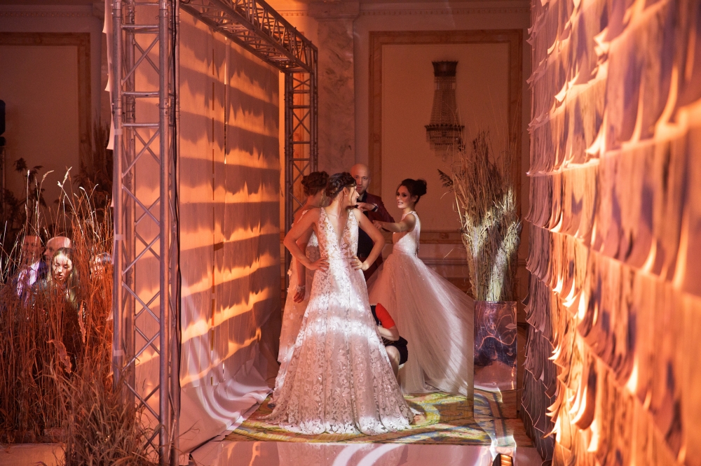 Показ L'avenir на White Sposa Fashion Day