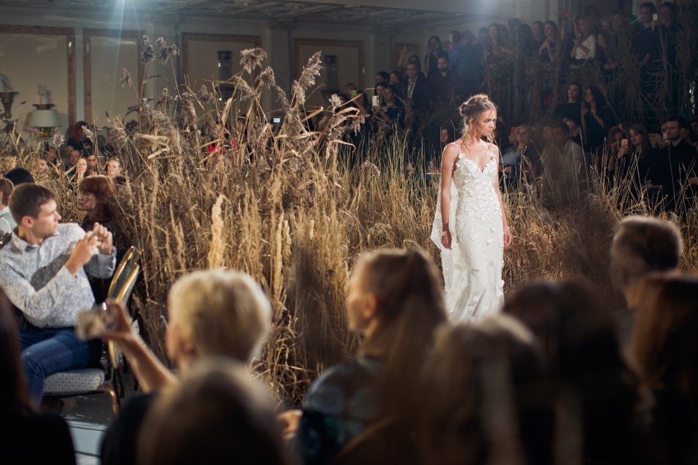 Показ L'avenir на White Sposa Fashion Day