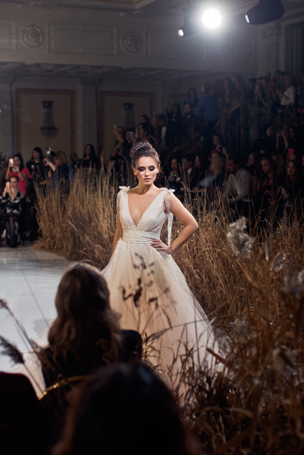 Показ L'avenir на White Sposa Fashion Day